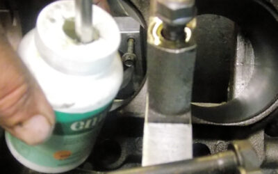 NO SPILL LUBE CONTAINERS