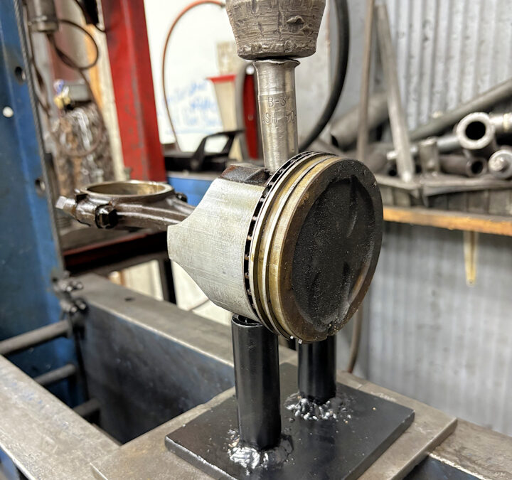 WRIST PIN PRESSING